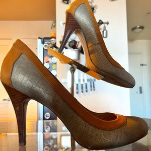 NINE WEST ROUND TOE SILVER GREY/RUST 3" INCH PUMPS